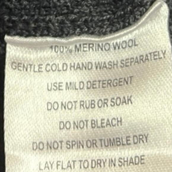 Alpha60 100% Merino Wool Black Knit Mock Neck Long Sleeve Crop Sweater Top Sz S - Picture 4 of 4